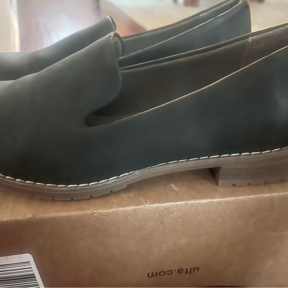 Euro Soft by Sofft black casual loafer